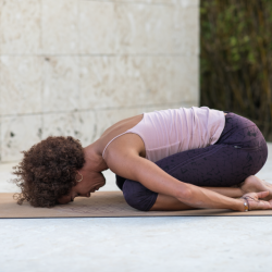 Balasana, postura del niño